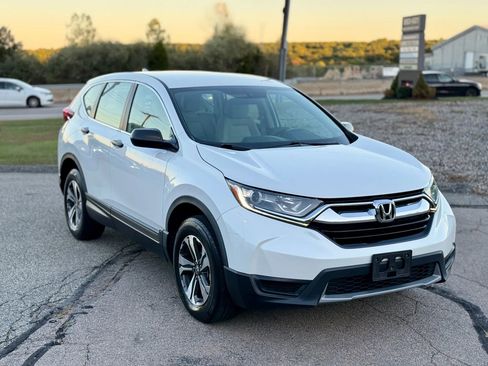 Used 2019 Honda CR-V LX image 3