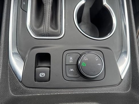 Used 2019 Chevrolet Traverse Premier w/ Redline Edition image 31