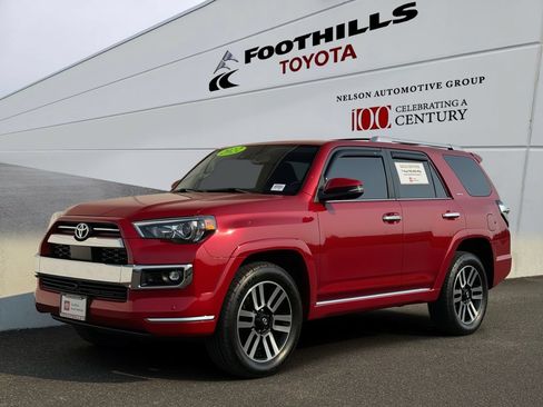 Certified 2022 Toyota 4Runner Limited AWD/4WD image 3