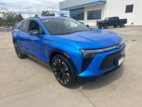 Used 2024 Chevrolet Blazer EV RS AWD/4WD image 3