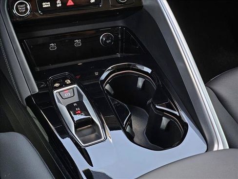 Certified 2025 Audi Q5 Premium AWD/4WD image 21