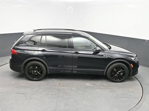 Used 2023 Volkswagen Tiguan SE R-Line AWD/4WD image 24