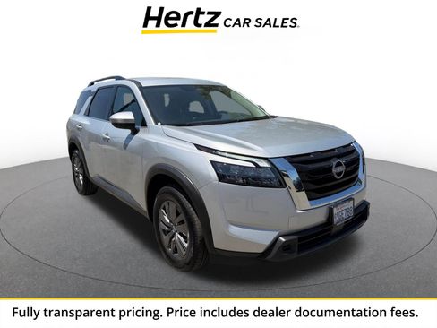 Used 2025 Nissan Pathfinder SV FWD image 1