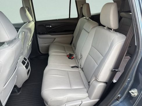 Used 2021 Honda Pilot Special Edition image 22
