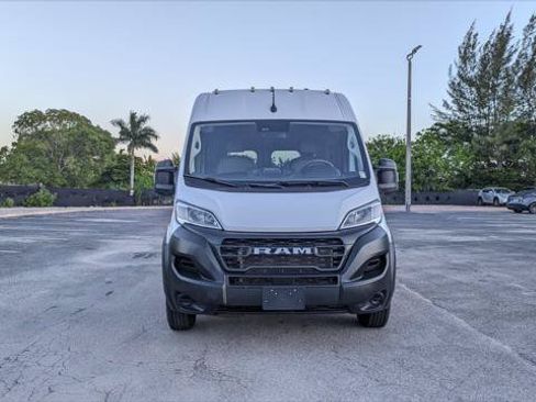 Used 2023 RAM ProMaster 2500 FWD image 12