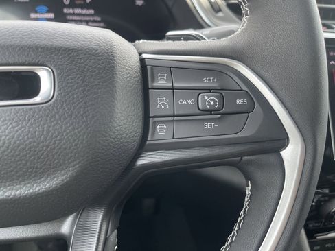 New 2025 Jeep Grand Cherokee Laredo X w/ Luxury Tech Group I image 12