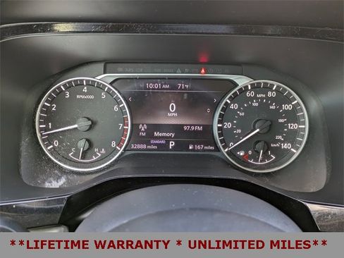 Used 2022 Nissan Pathfinder SV image 29