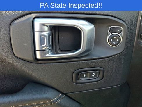 Used 2021 Jeep Wrangler Unlimited Sahara image 11