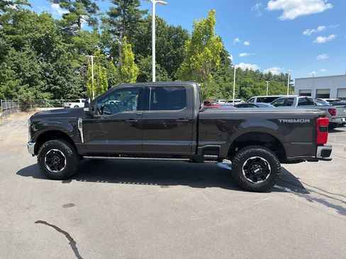 Used 2025 Ford F350 Lariat w/ Lariat Ultimate Package AWD/4WD image 9