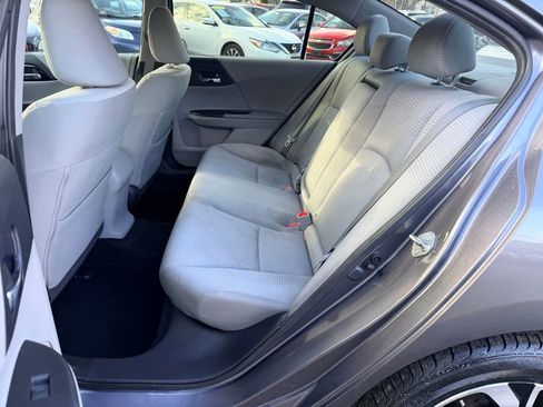 Used 2016 Honda Accord LX image 25