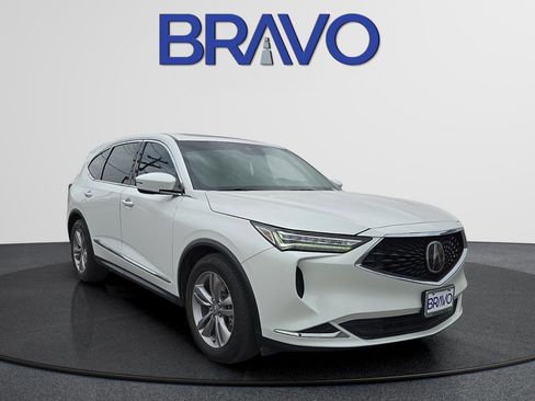 Used 2023 Acura MDX SH-AWD image 2