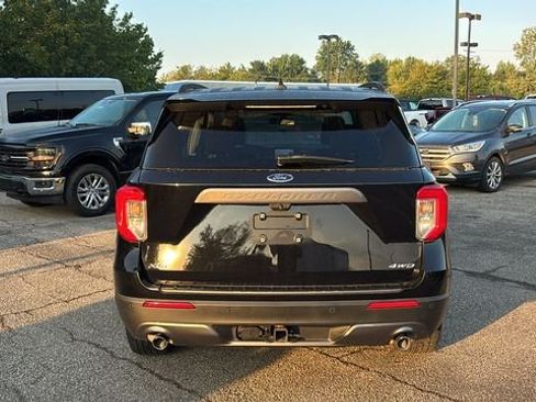 Used 2022 Ford Explorer XLT w/ Equipment Group 202A AWD/4WD image 28