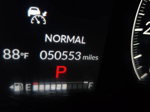 Used 2023 Honda Pilot Sport image 26