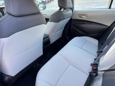 Used 2020 Toyota Corolla LE image 18