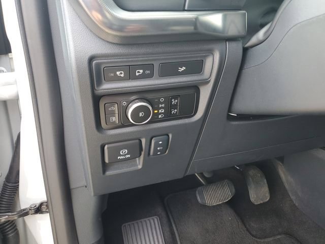 Used 2024 Ford F150 Lariat AWD/4WD image 13