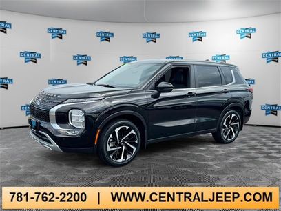 Used 2024 Mitsubishi Outlander SE Black Edition