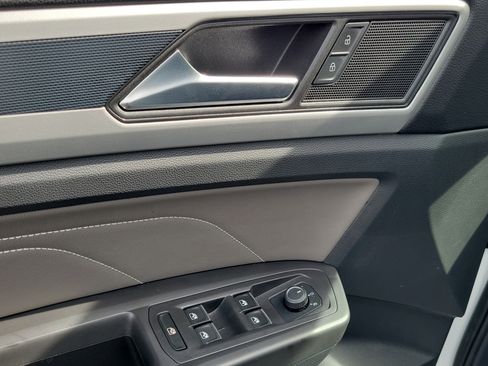 Used 2023 Volkswagen Atlas Cross Sport SEL image 25