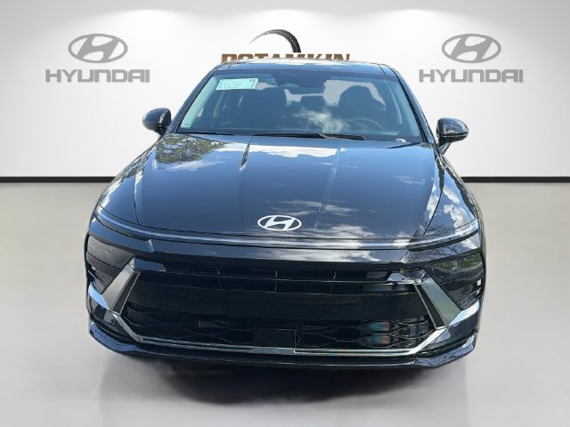 New 2026 Hyundai Sonata SEL FWD image 2