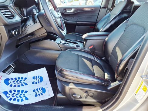 Certified 2023 Ford Escape ST-Line w/ Tech Pack #1 image 22