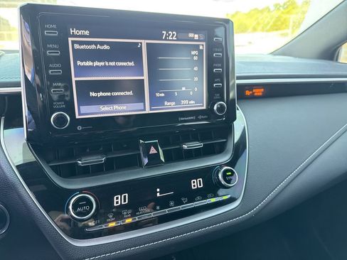 Used 2020 Toyota Corolla XSE FWD image 12