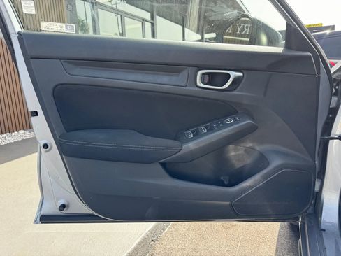 Used 2022 Honda Civic Sport image 9