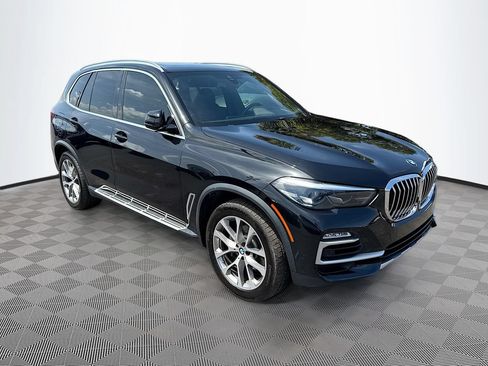 Used 2019 BMW X5 xDrive40i w/ Convenience Package AWD/4WD image 4