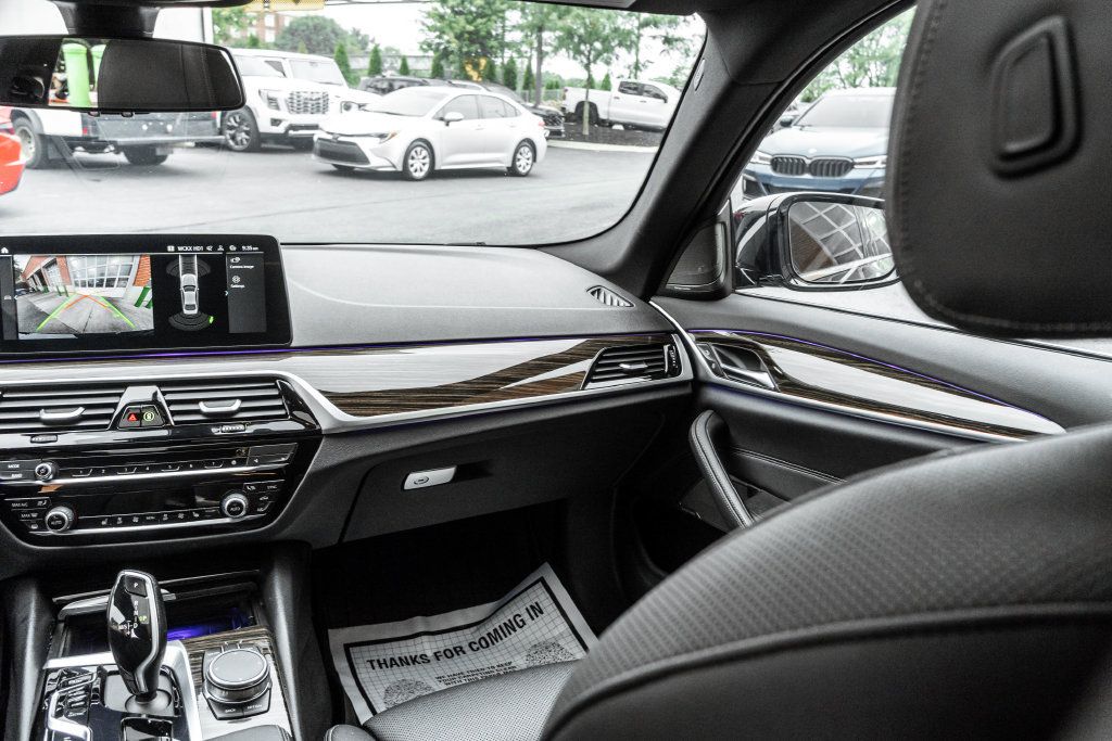 Used 2023 BMW 530e RWD image 14