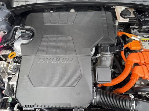 Used 2024 Hyundai Elantra Blue image 25