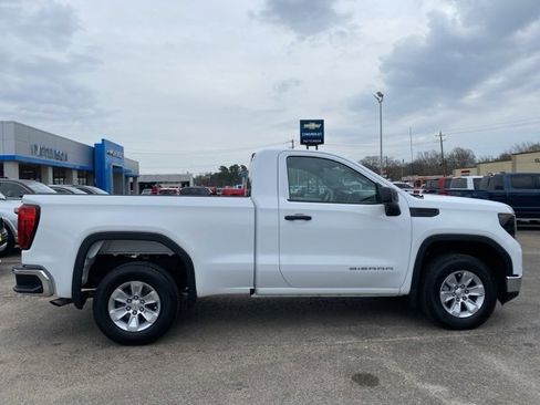 Used 2024 GMC Sierra 1500 Pro w/ Pro Value Package image 6