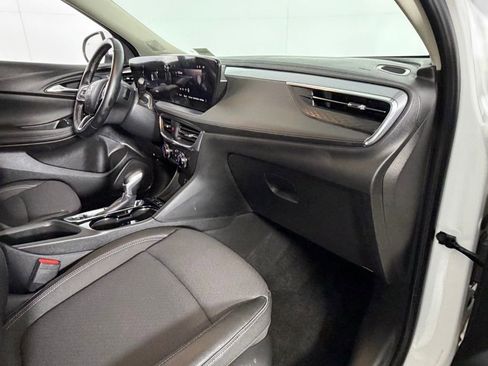 Used 2025 Buick Encore GX Preferred image 28