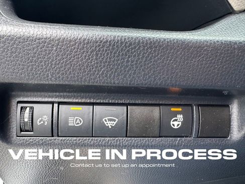 Used 2020 Toyota RAV4 XLE w/ XLE Grade Weather Package image 17