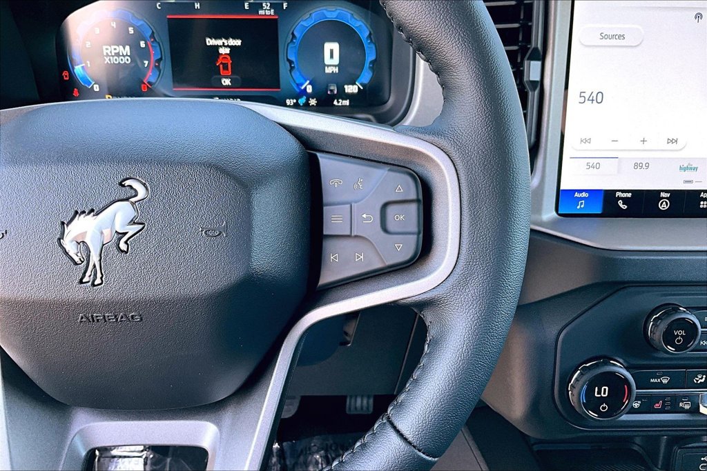 New 2026 Ford Bronco Outer Banks AWD/4WD image 19