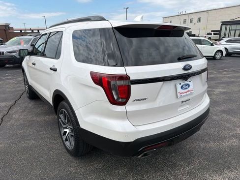 Used 2016 Ford Explorer Sport w/ Equipment Group 401A AWD/4WD image 3