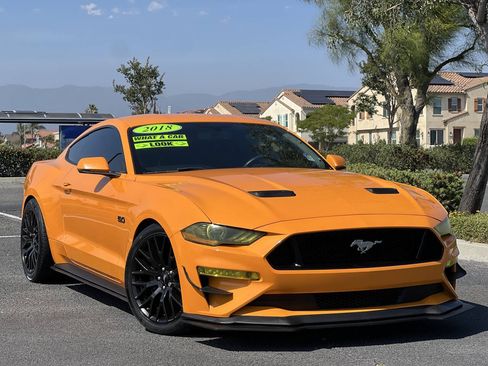Used 2018 Ford Mustang GT Premium w/ GT Performance Package RWD image 1