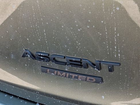 New 2026 Subaru Ascent Limited Bronze image 25