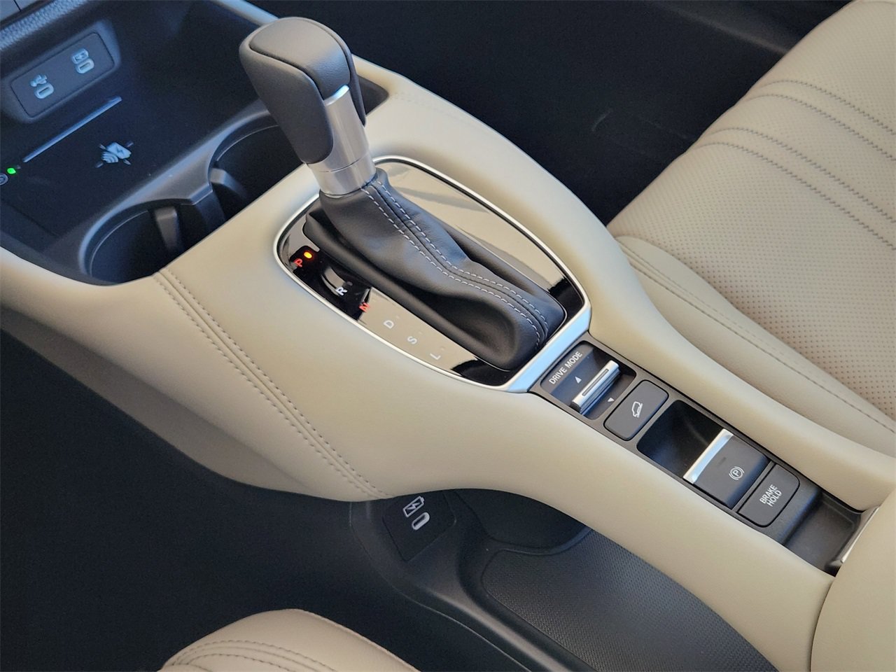 New 2027 Honda HR-V EX-L image 16
