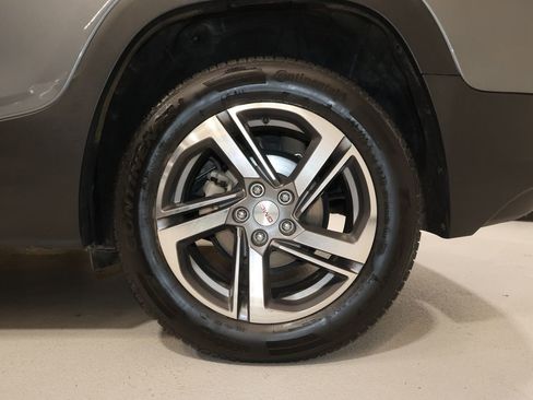 Used 2020 GMC Terrain SLT image 21