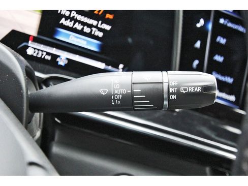 Used 2023 Cadillac Escalade Sport image 14