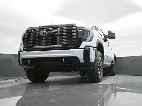 New 2026 GMC Sierra 2500 Denali Ultimate image 36