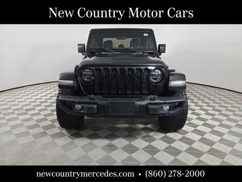 Used 2021 Jeep Gladiator Sport AWD/4WD image 2