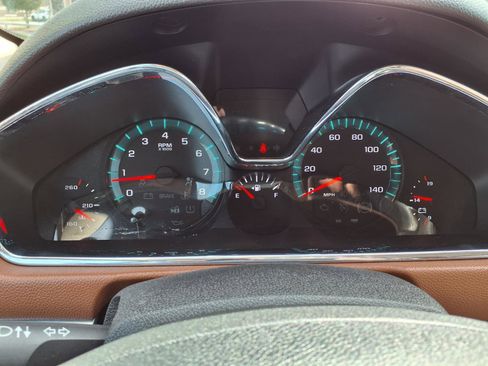 Used 2015 Chevrolet Traverse LT image 12