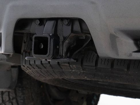 Used 2011 Toyota 4Runner Limited AWD/4WD image 17