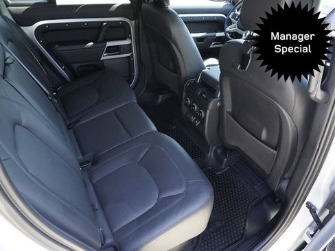 Used 2024 Land Rover Defender 110 SE AWD/4WD image 26