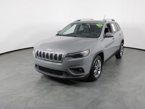 Used 2020 Jeep Cherokee Latitude Plus FWD image 1