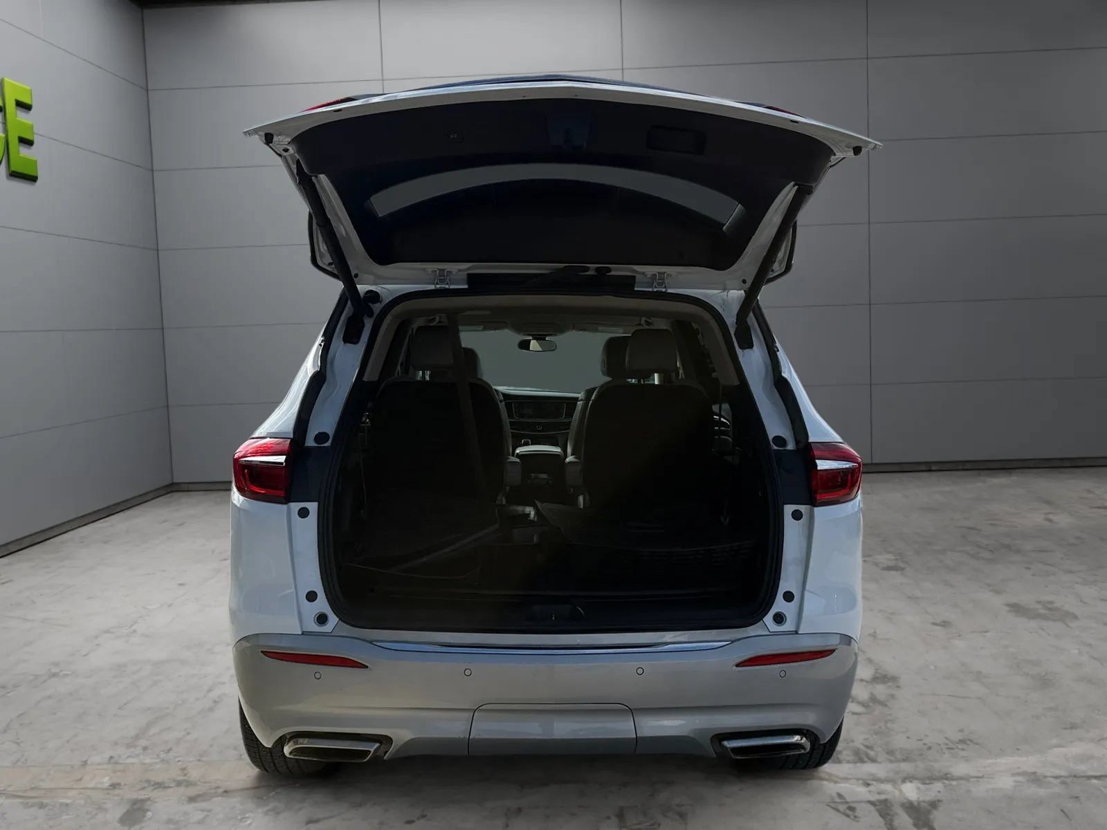 Used 2021 Buick Enclave Essence w/ Trailering Package, 5000 lbs. AWD/4WD image 9