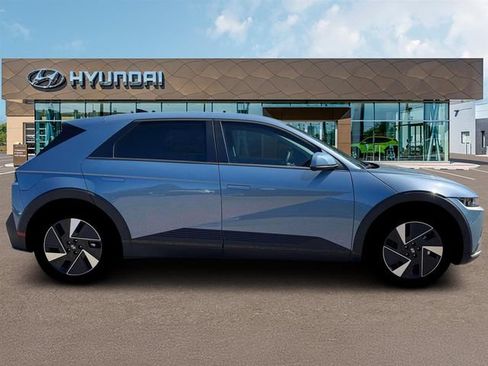 New 2026 Hyundai Ioniq 5 SEL AWD/4WD image 9
