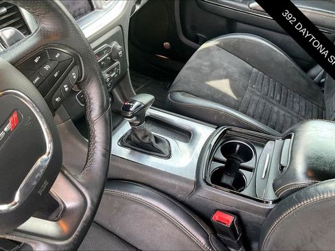 Used 2017 Dodge Charger R/T RWD image 16