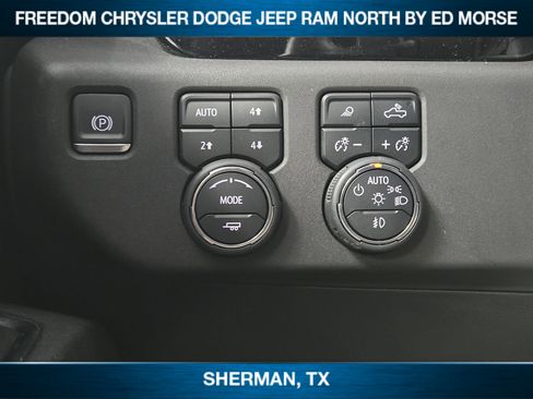 Used 2024 Chevrolet Silverado 1500 LT Trail Boss w/ LT Trail Boss Premium Package image 16