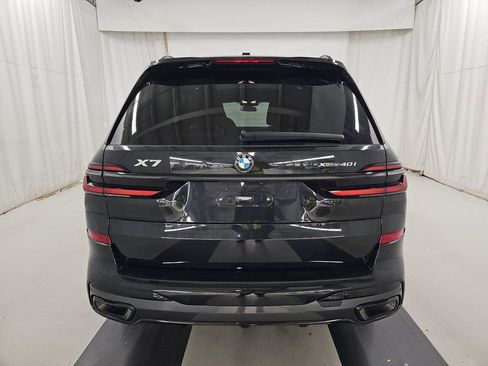Used 2024 BMW X7 xDrive40i w/ M Sport Package image 5