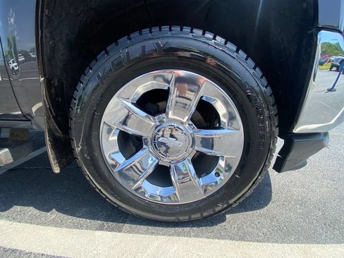 Used 2016 Chevrolet Silverado 1500 LTZ w/ LTZ Plus Package AWD/4WD image 28